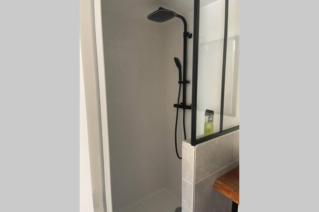 Studio Collobrieres Vue Sur Village Экстерьер фото